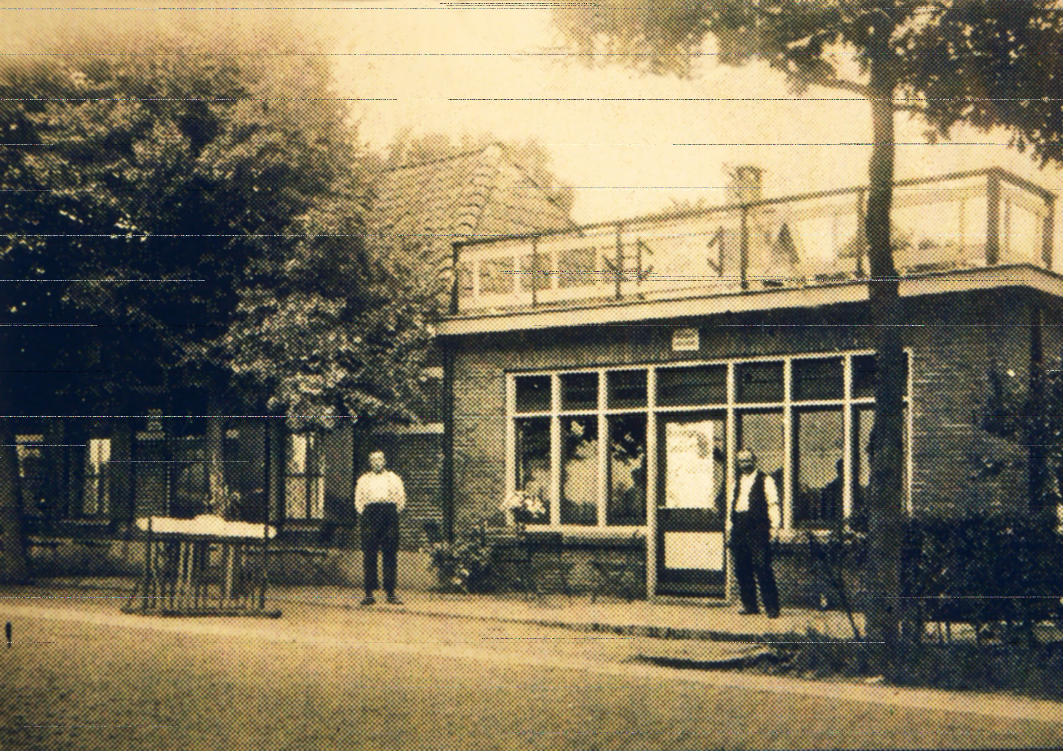 Plaatje bij verhaal: wk_43.18_foto_1_cafe_de_boer_rijssensestraat_118_omstreeks_1936.jpg