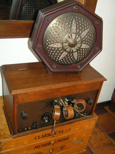 Een radio uit die tijd