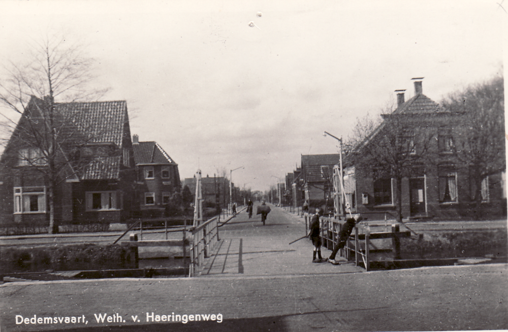 Bekijk detail van "GH05303: De Van Haeringenstraa in Dedemsvaart."