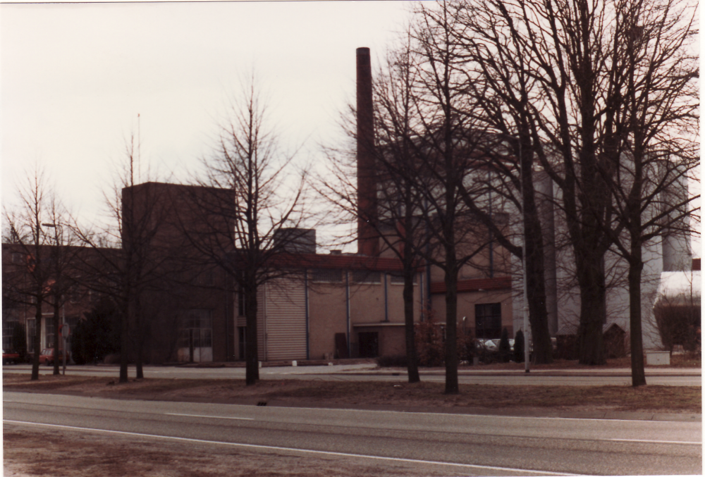 Bekijk detail van "GH04963: De Coöperatieve en Zuivelfariek 'Coberco', aan de <span class="highlight">Coevorderweg</span> in Balkbrug."