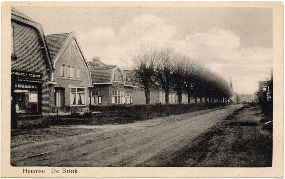 Bekijk detail van "GH00980: De Brink in Heemse."