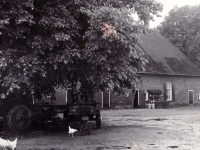 Bekijk detail van "GH06759: Een onbekende grote boerderij (mogelijk van de havezate <span class="highlight">Venebrugge</span> ?."