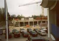 Bekijk detail van "De nieuwbouw van Verzorgingshuis Huize Franciscus: de eerste laag is voorzien van een plafond."