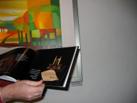 Bekijk detail van "Presentatie jaarboek 2006: Rob Meijer verrast de heemkunde met een prachtig fotoboek over 2006."