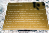 Bekijk detail van "Gedenkstenen voor het landkruis aan de Zonnenbergweg."