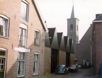 Bekijk detail van "De Kloosterstraat met ontspanningsgebouw Huize Radboud."