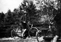 Bekijk detail van "Zomerkamp van de verkenners in Soest 1949."