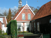 Bekijk detail van "Achterzijde van de gerestaureerde boerderij Veldman aan de Ganzenmarkt 11."