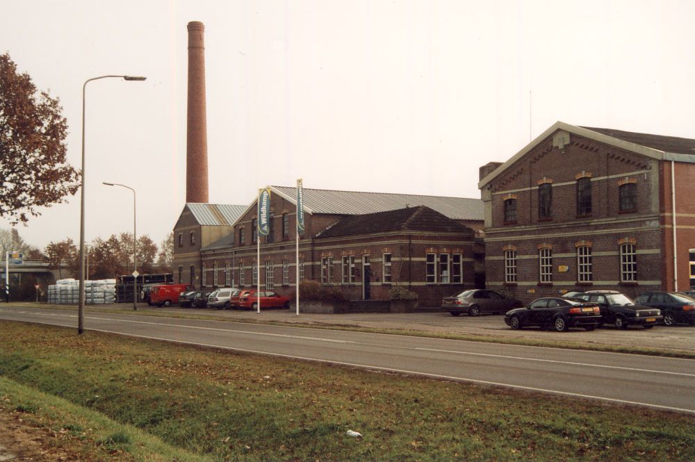 Bekijk detail van "HV00246B: De aardappelmeelfabriek De Baanbreker aan de Dedemsvaartseweg-Zuid in Lutten."