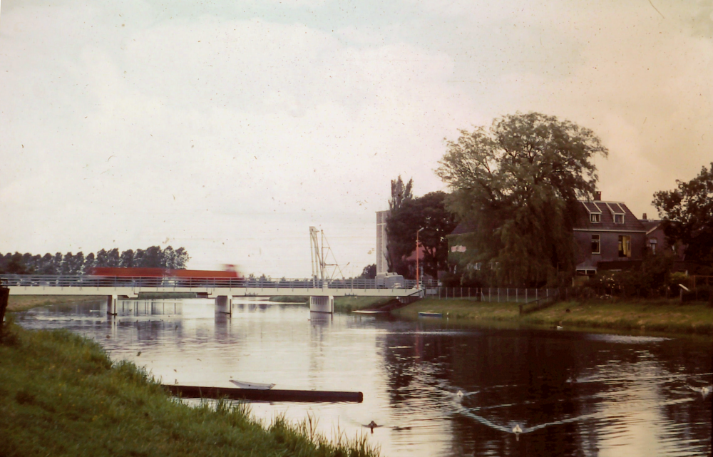 Bekijk detail van "HV00854: De Vechtbrug in Hardenberg."