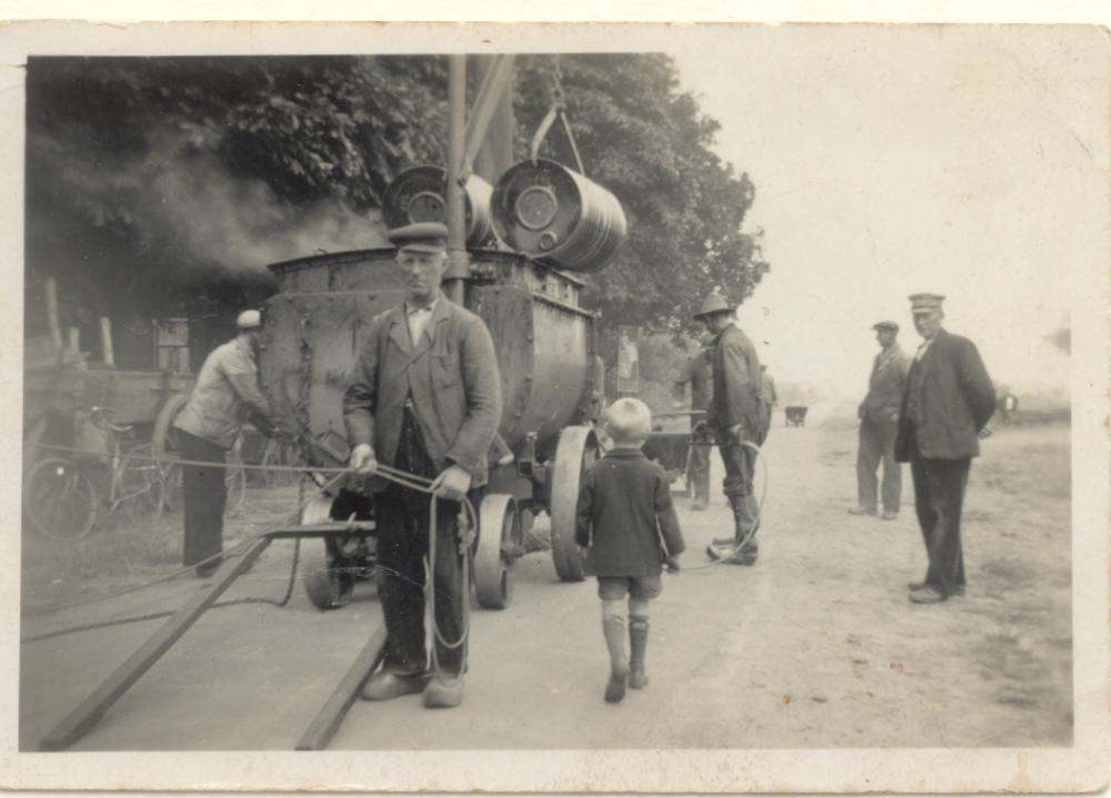 Bekijk detail van "HV04150: De aanleg (verbeteren) van de Haarweg te Bergentheim."