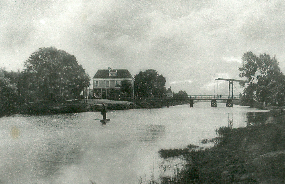 Bekijk detail van "HV06500: De Vechtbrug in Hardenberg"