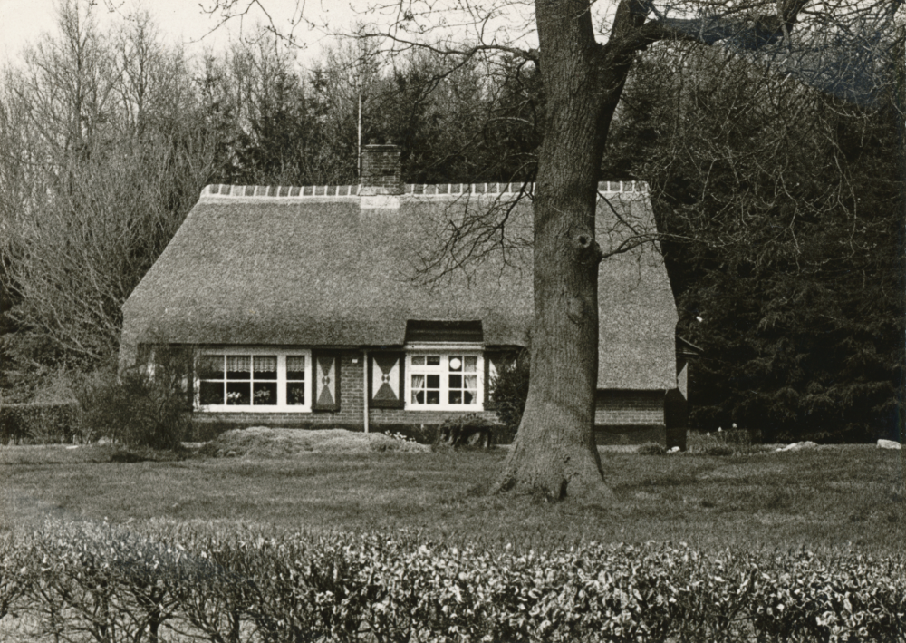 Bekijk detail van "HV09118: Woning aan de weg van Kloosterhaar naar <span class="highlight">Bruinehaar</span>."