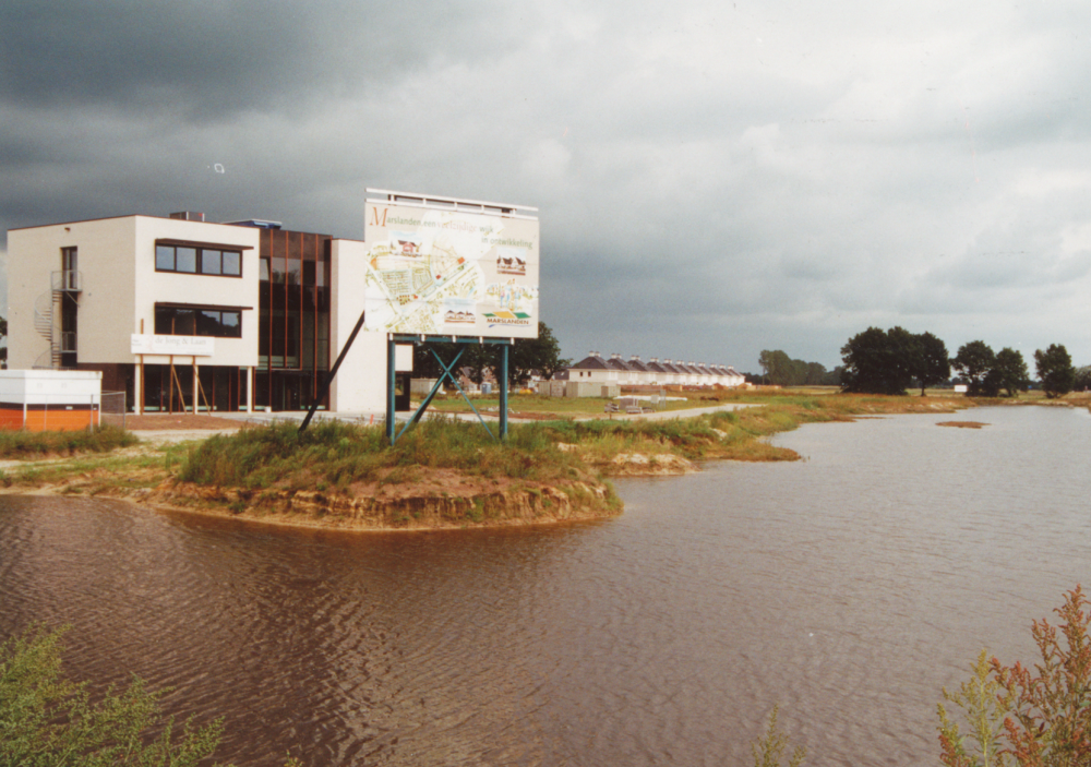 Bekijk detail van "HV09241: De in aanbouw zijnde nieuwe wijk 'De Marslanden' in Hardenberg."