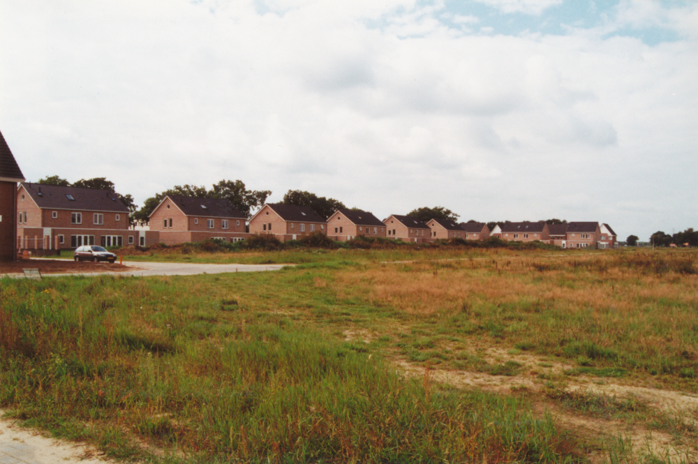 Bekijk detail van "HV09241E: De in aanbouw zijnde nieuwe wijk 'De Marslanden' in Hardenberg."