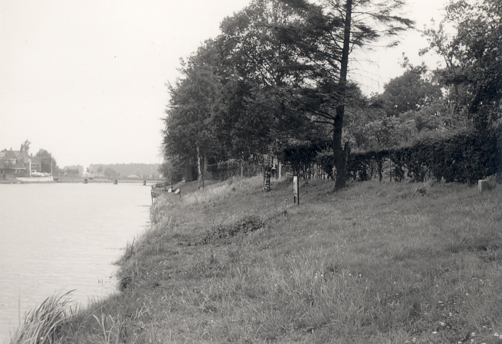 Bekijk detail van "HV09578: De Vecht bij Hardenberg."