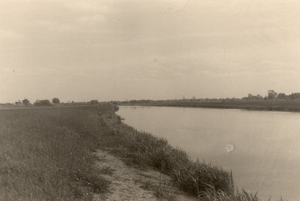 Bekijk detail van "HV09583: De Vecht bij Hardenberg."