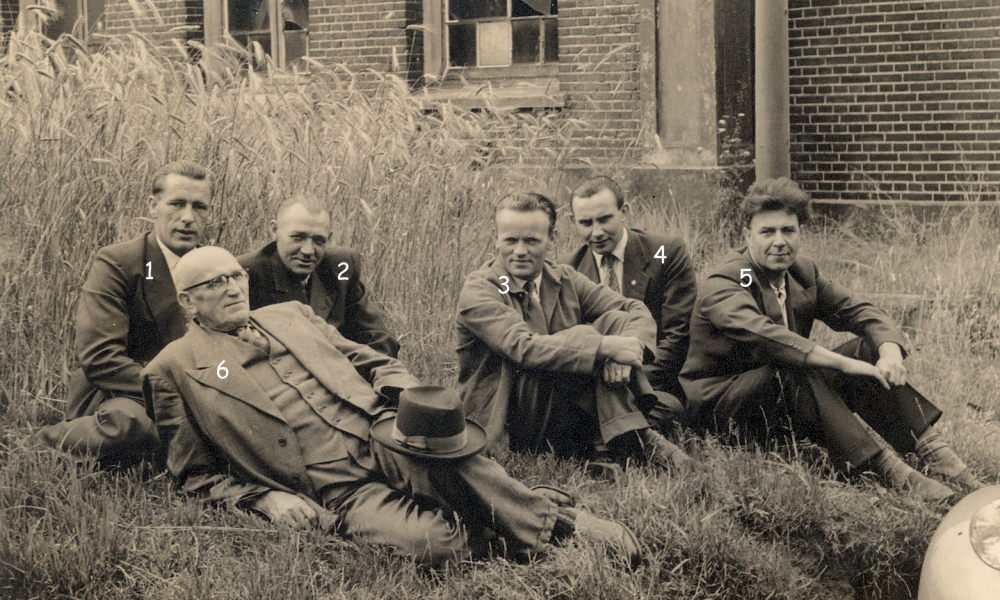 Bekijk detail van "HV10156: Willems Naber uit Hardenberg, met nog enkele andere mensen."