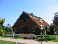 Bekijk detail van "Boerderij Wassink aan de <span class="highlight">Laagsestraat</span> tijdens de sloop."