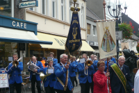 Bekijk detail van "Harmonie Caecilia verleent medewerking aan de bedevaartprocessie in <span class="highlight">Kevelaer</span>."