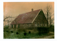 Bekijk detail van "De boerderij van de familie Groeneveld-Peters aan de <span class="highlight">Laagsestraat</span>."