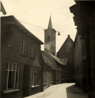 Bekijk detail van "De Kloosterstraat in de jaren vijftig."