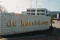 Bekijk detail van "De Karelskamp"