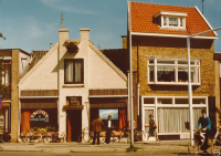Bekijk detail van "Winkeliers Bornerbroeksestraat"