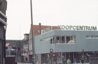 Bekijk detail van "Winkeliers Holtjesstraat"