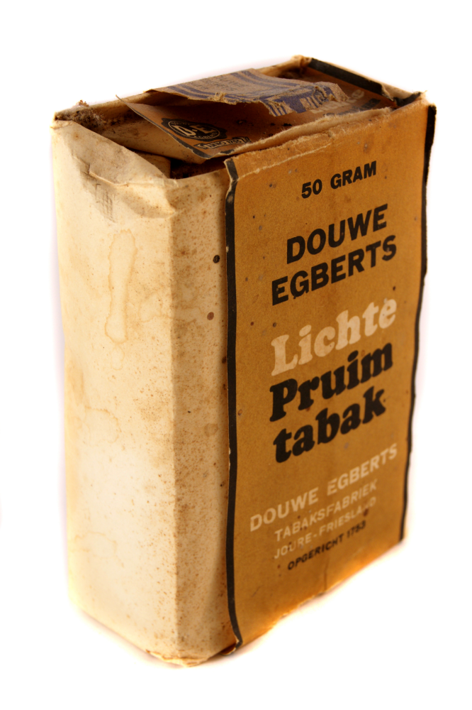 Bekijk detail van "pruimtabak Douwe Egberts"