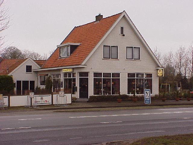 Bekijk detail van "HV07408: Het Koffiehuis in Heemse."