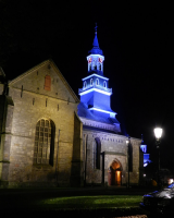 Bekijk detail van "De katholieke kerk in sfeerverlichting."