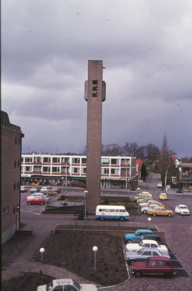 Bekijk detail van "HV100996: De Carillontoren <span class="highlight">Stephanusplein</span> in Hardenberg."