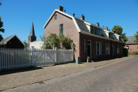 Bekijk detail van "Blok met 3 woningen <span class="highlight">Borne</span>"