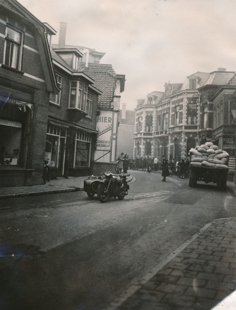 Bekijk detail van "Winkeliers Grotestraat Zuid"