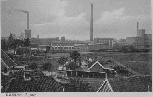 Bekijk detail van "Panorama met jutefabriekenPanorama met jutefabrieken"