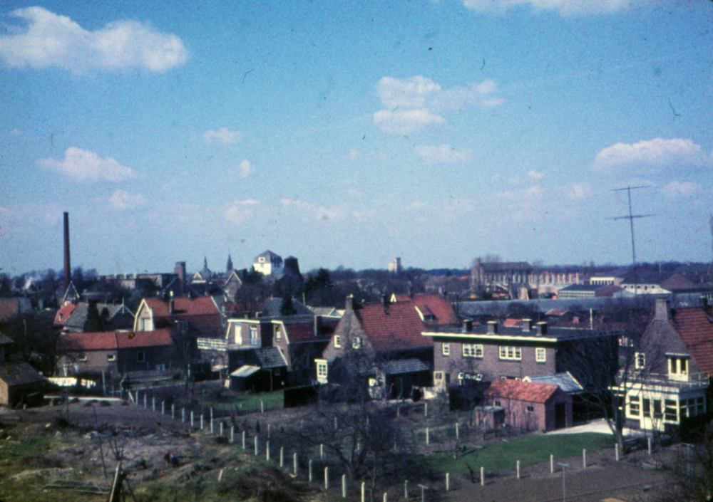 Bekijk detail van "HV101351: Zicht op de <span class="highlight">Gramsbergerweg</span> in Hardenberg,"