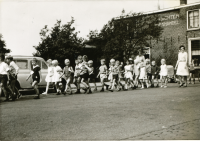 Bekijk detail van "HV35083: Vierdaagse met Pötnosters."