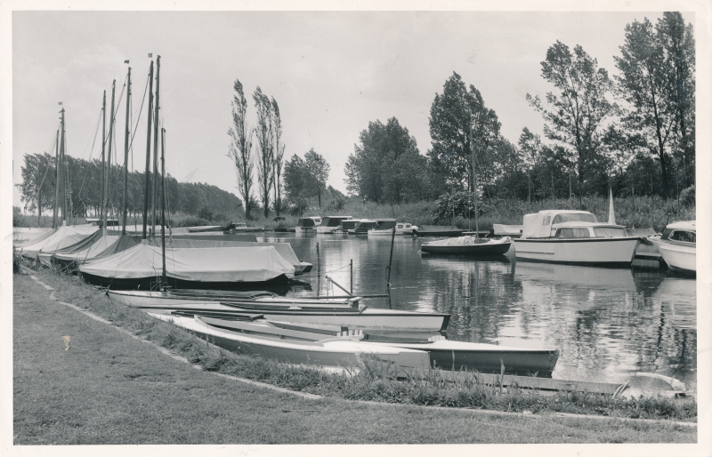 Bekijk detail van "Almelose Watersport Vereniging (AWV)"