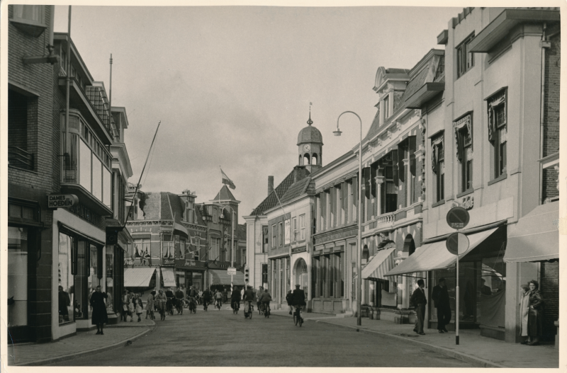 Bekijk detail van "Winkeliers Grotestraat Zuid"