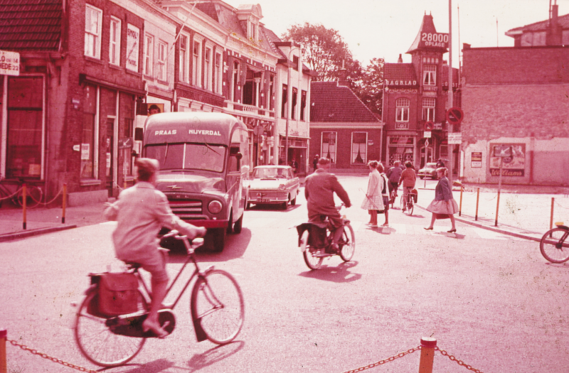 Bekijk detail van "Winkeliers Grotestraat Zuid"