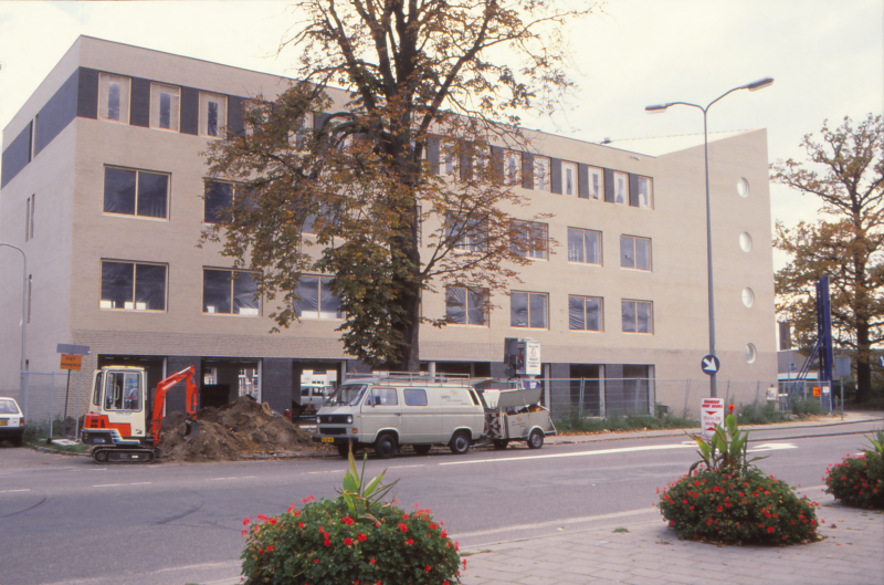 Bekijk detail van "Kantorencentrum Het Baken"