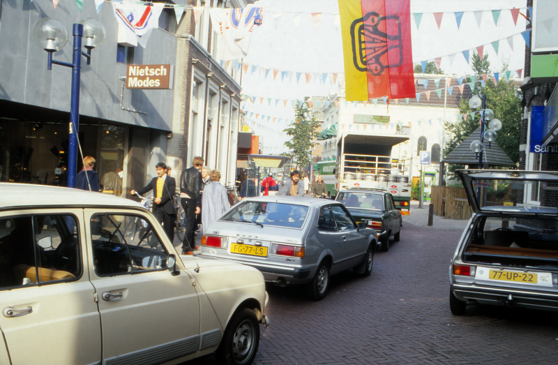 Bekijk detail van "Winkeliers Grotestraat Zuid"