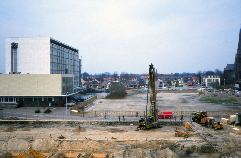 Bekijk detail van "Parkeergarage Stadsbaken P9"