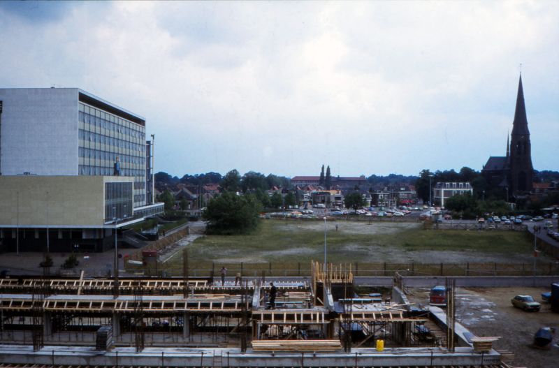 Bekijk detail van "Parkeergarage Stadsbaken P9"