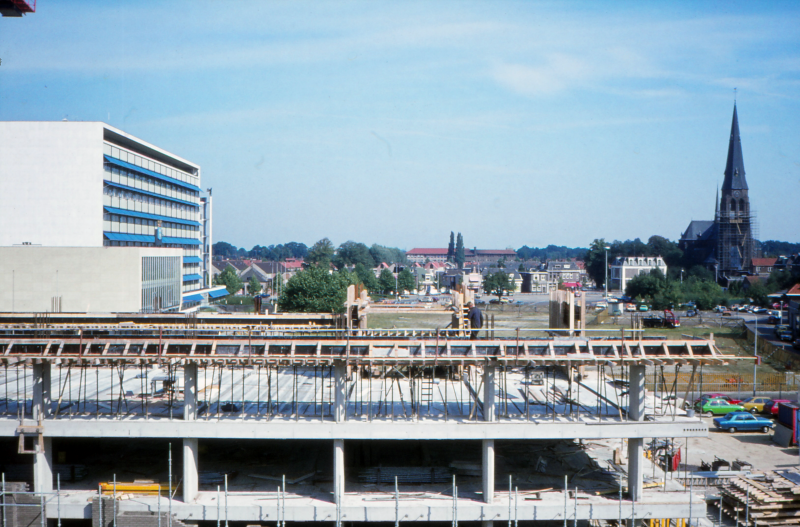 Bekijk detail van "Parkeergarage Stadsbaken P9"