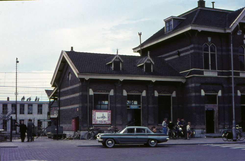 Bekijk detail van "Station <span class="highlight">Almelo</span>"