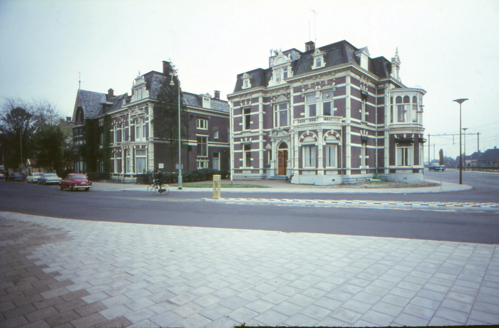 Bekijk detail van "Woningen Wierdensestraat"