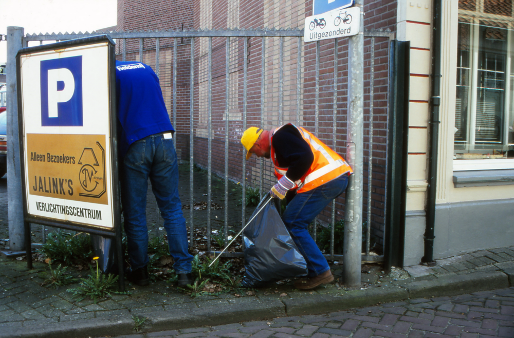 Bekijk detail van "Schoonmaakactie Gemeente <span class="highlight">Almelo</span>"