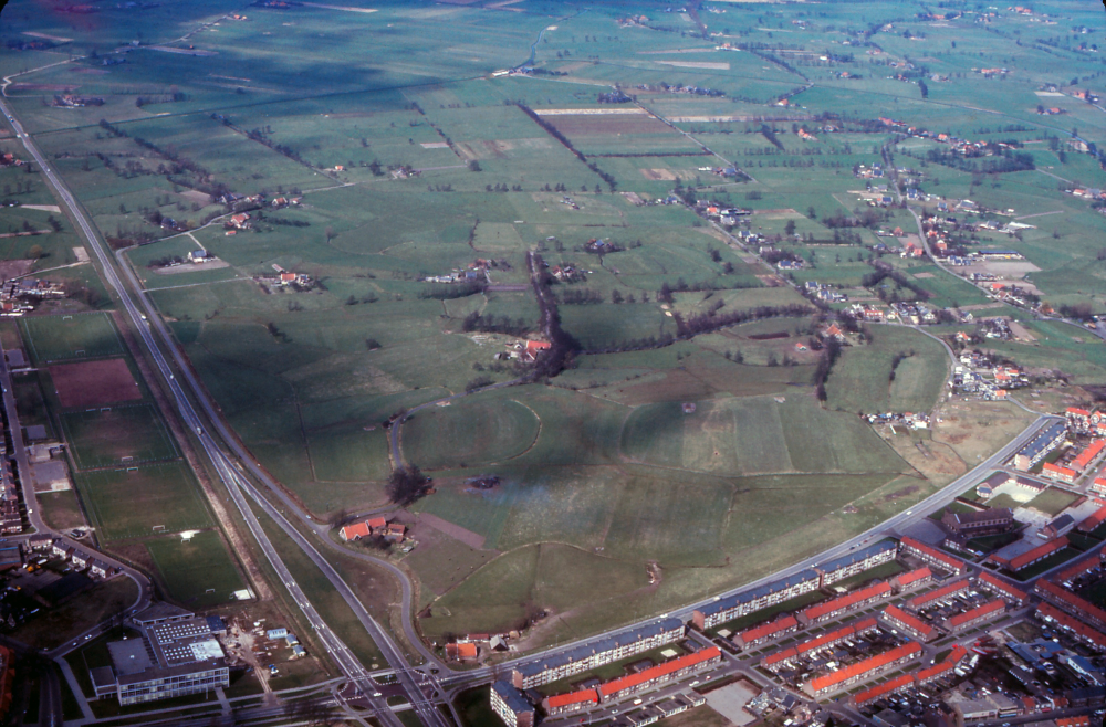 Bekijk detail van "Wijk 13 Sluitersveld"